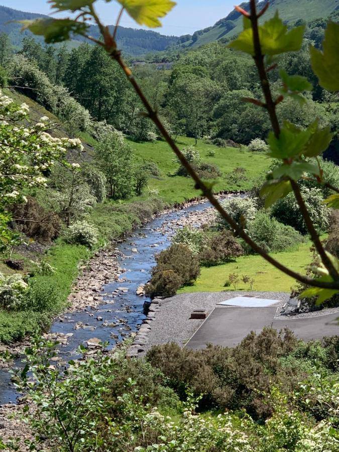 Cosy, Dog Friendly House On The Fringe Of The Brecon Beacons Tredegar Exterior photo