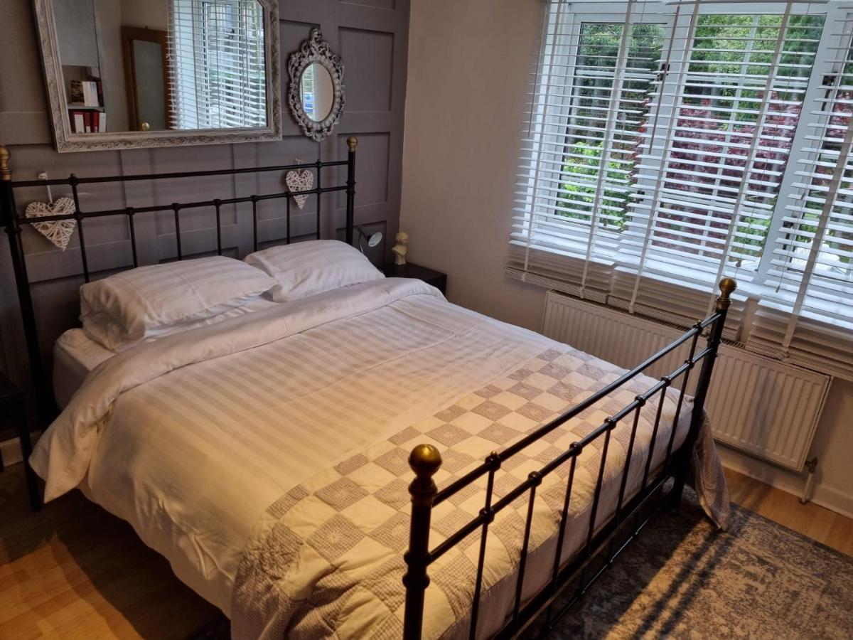 Cosy, Dog Friendly House On The Fringe Of The Brecon Beacons Tredegar Exterior photo